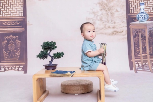 中国澳门四个月宝宝可以坐着吗 中国澳门四个月宝宝可以坐着吗